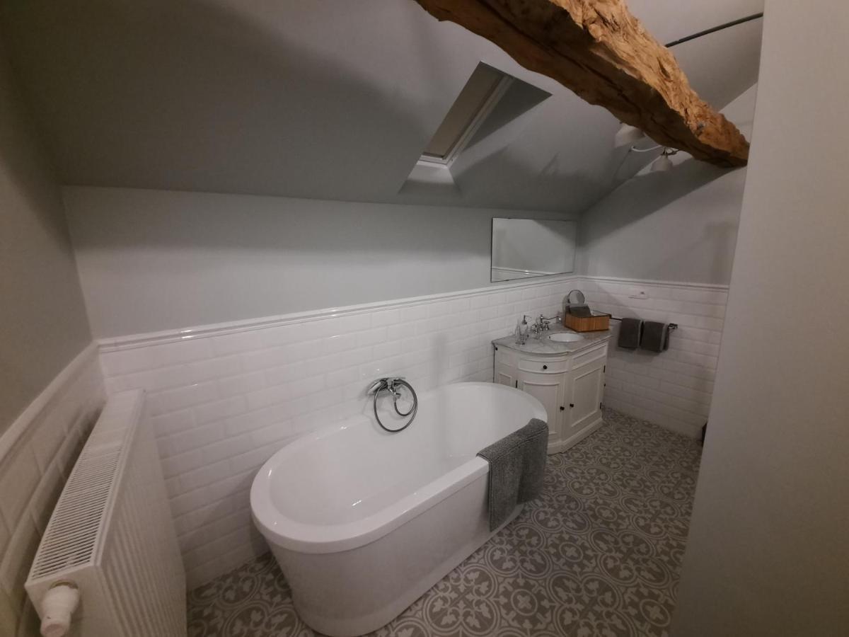 Het Stalhuys Villa Riemst Bagian luar foto