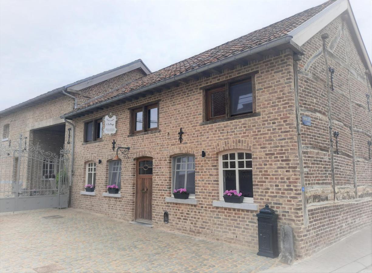 Het Stalhuys Villa Riemst Bagian luar foto