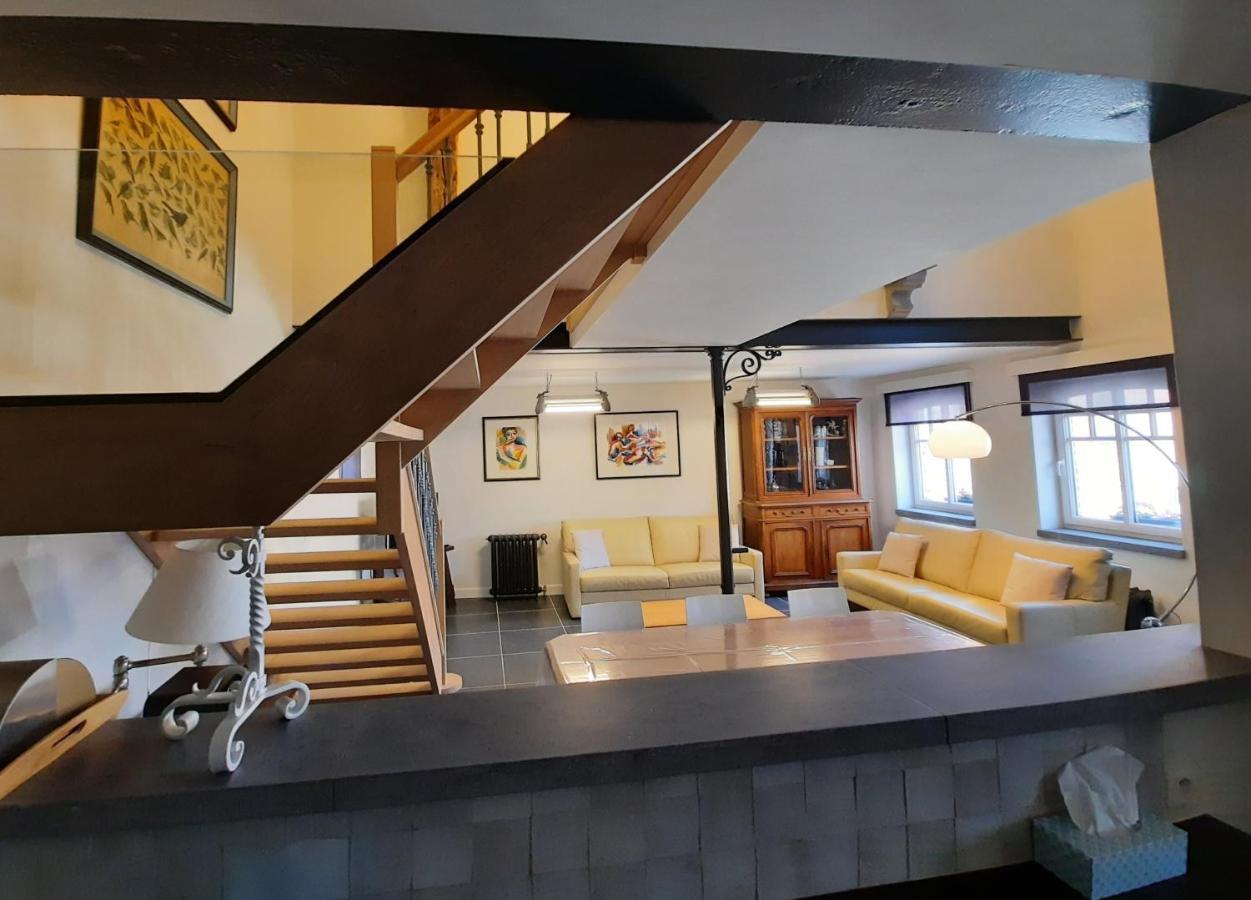 Het Stalhuys Villa Riemst Bagian luar foto
